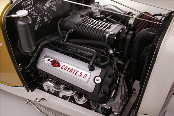 SO-CAL '32 Coyote Roadster Engine